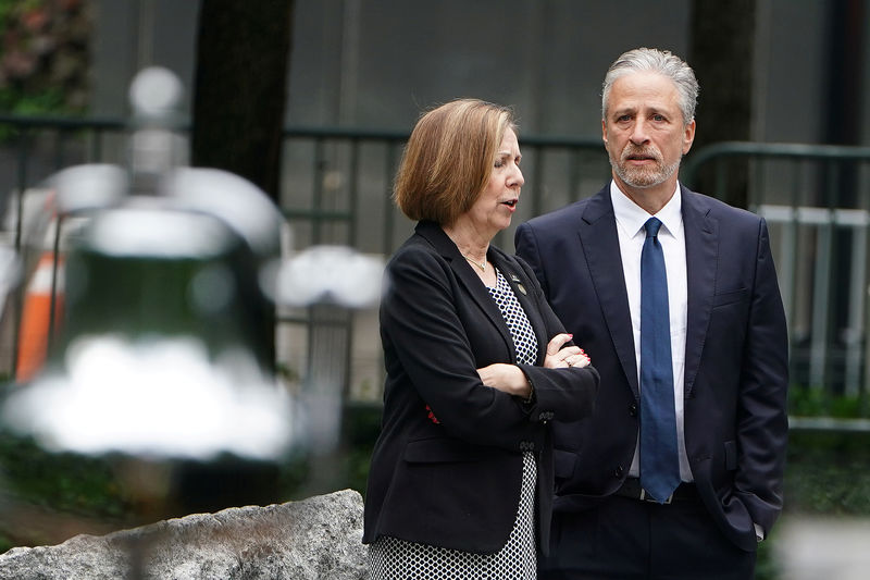 © Reuters. FILE PHOTO - Former TV host Jon Stewart attends the dedication ceremony of the Memorial Glade at the 9/11 Memorial site in the Manhattan borough of New York