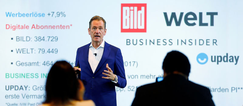 © Reuters. FILE PHOTO: CEO of Axel Springer Mathias Doepfner delivers a speech in Berlin