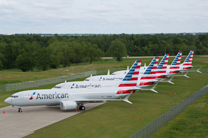 © Reuters. FILE PHOTO: Handout photo of American Airlines Boeing 737 MAX jets sit parked at a facility in Tulsa, Oklahoma