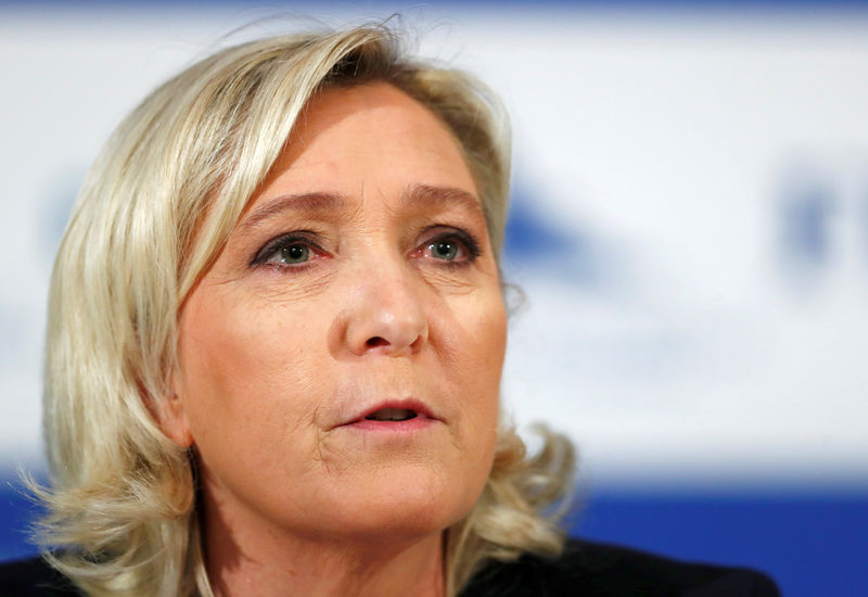 © Reuters. FILE PHOTO: Marine Le Pen, the leader of France's far-right National Rally party, visits Estonia