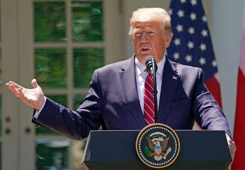 © Reuters. U.S. President Donald Trump speaks at a joint news conference with Poland's President Andrzej Dudain the Rose Garden at the White House in Washington