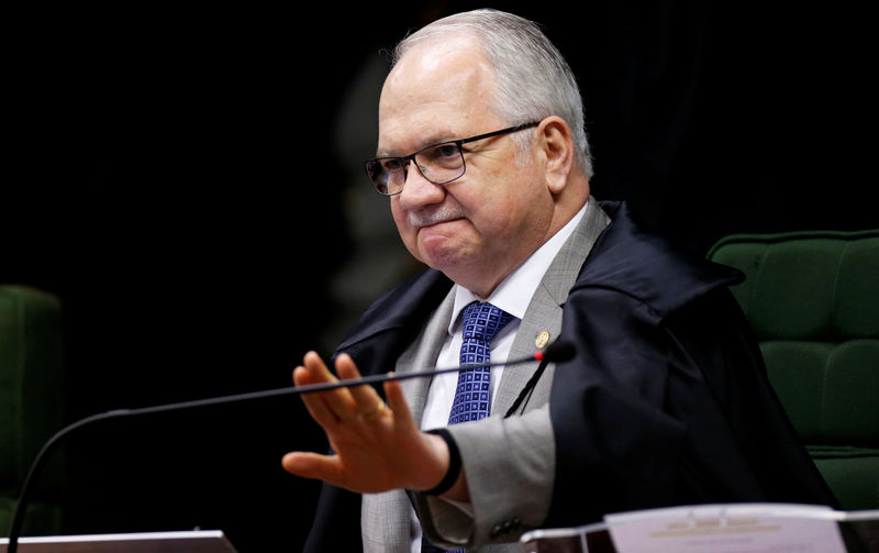 © Reuters. Ministro Edson Fachin durante sessão do Supremo Tribunal Federal