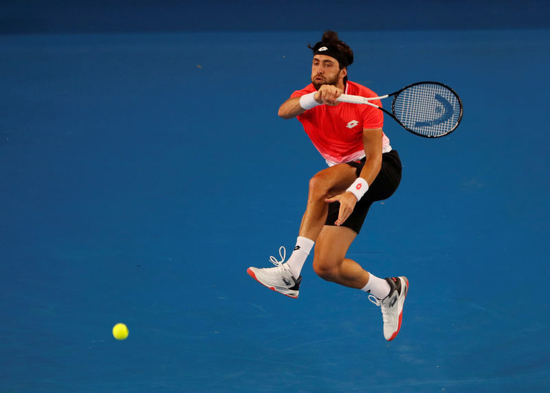 © Reuters. FILE PHOTO - Tennis - Australian Open - Third Round