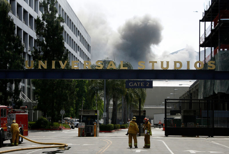 © Reuters. FILE PHOTO: Fire truck and firefighters are seen at Gate 2 of Universal Studios