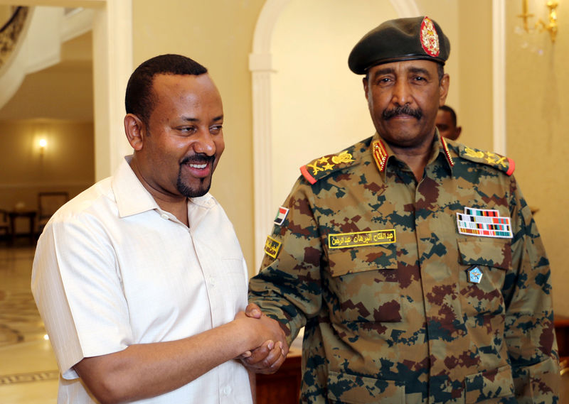 © Reuters. المجلس العسكري بالسودان: رفضنا اقتراح رئيس وزراء إثيوبيا نقل المفاوضات لأديس أبابا