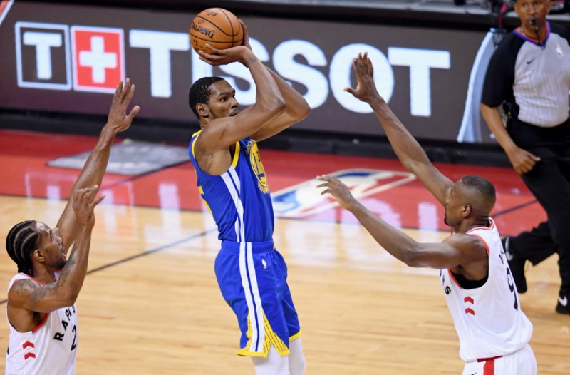 © Reuters. NBA: Finals-Golden State Warriors at Toronto Raptors