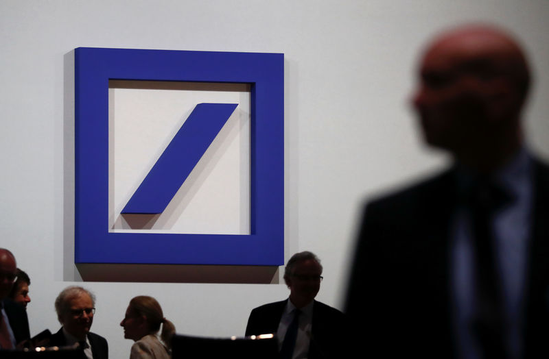 © Reuters. FILE PHOTO: Deutsche Bank annual meeting in Frankfurt