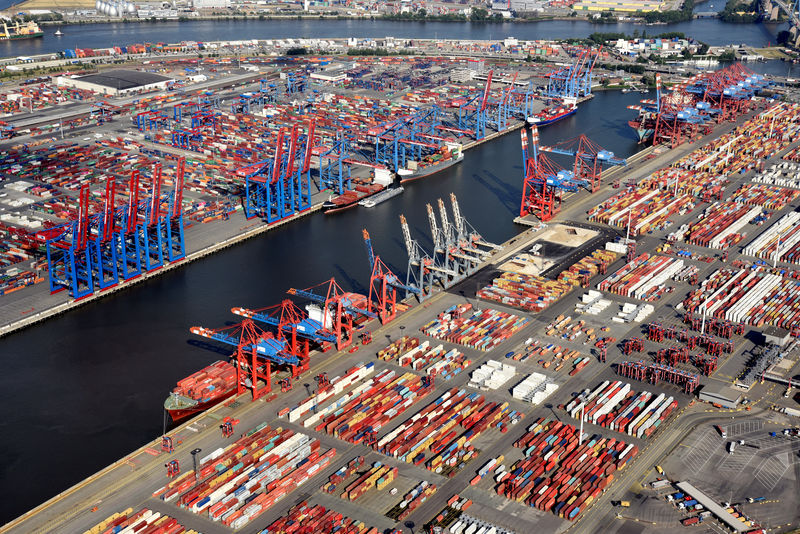 © Reuters. Aerial view of containers at a loading terminal in the port of Hamburg