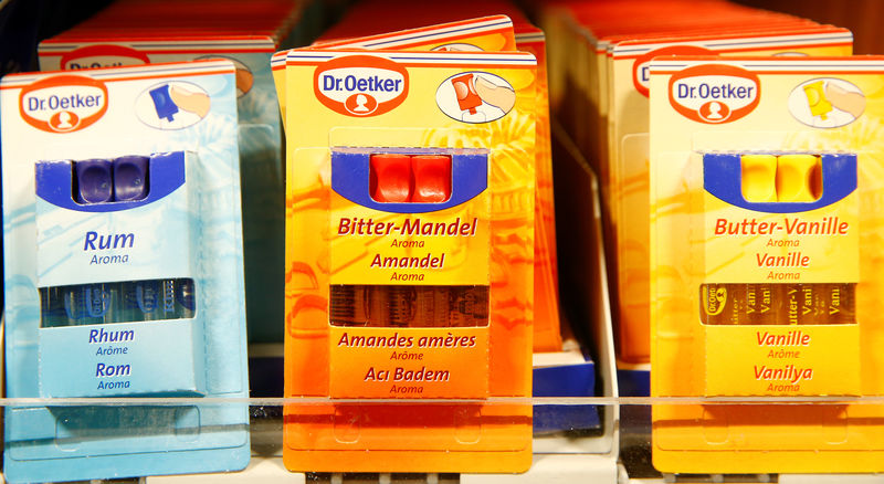 © Reuters. Extracts for baking of German food company Dr.Oetker are offered at a supermarket of Swiss retail group Coop in Zumikon