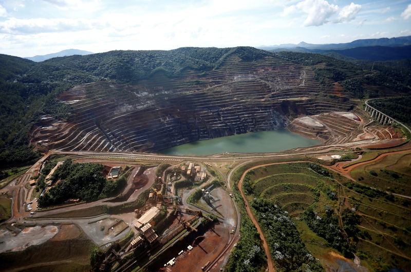 © Reuters. Vista da barragem da Vale Gongo Soco em Barão de Cocais