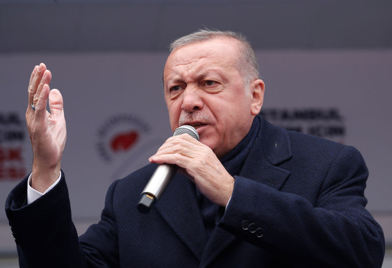 © Reuters. أردوغان يقول أن قتلة خاشقجي سيحاسبون ويدفعون الثمن