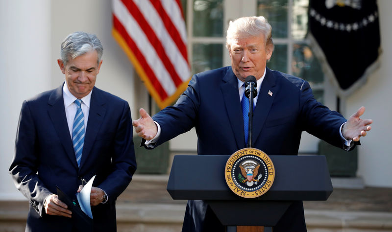 © Reuters. FILE PHOTO: U.S. President Donald Trump announces Powell as nominee to become chairman of the Federal Reserve in the Rose Garden at the White House in Washington