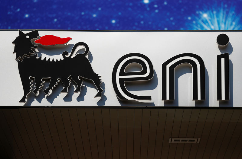 © Reuters. The logo of Italian energy company Eni is seen at a gas station in Rome