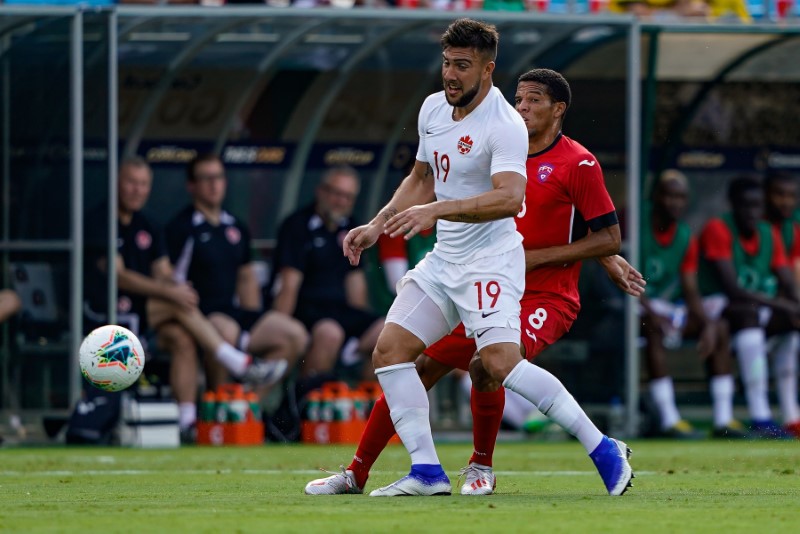 © Reuters. Soccer: CONCACAF Gold Cup-Canada at Cuba