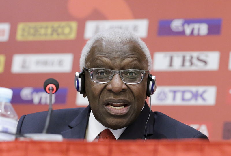 © Reuters. President of International Association of Athletics Federations (IAAF) Diack answers a question at a news conference in Beijing, file