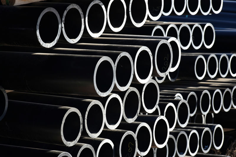 © Reuters. Water pipes are seen at a wastewater injection facility operated by On Point Energy in Big Spring