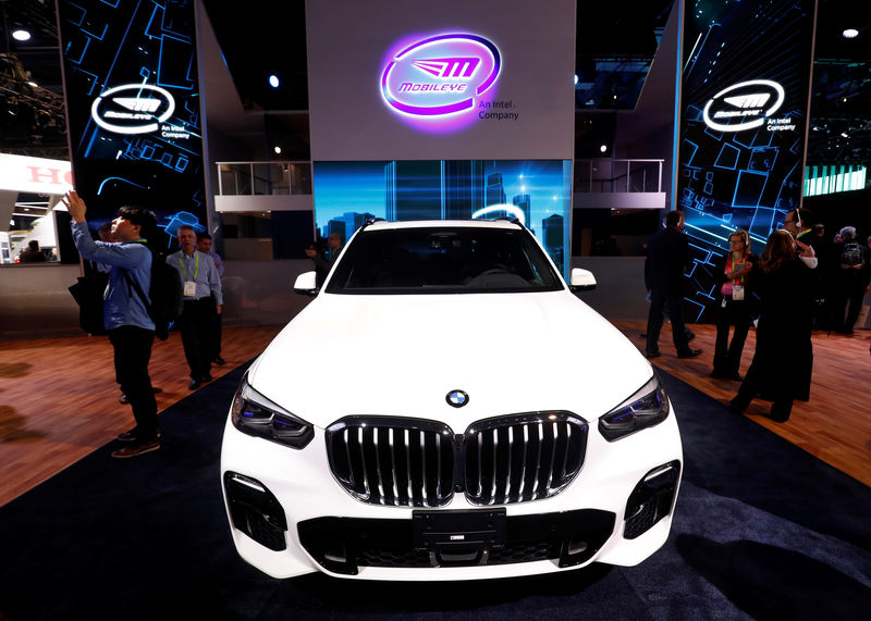 © Reuters. A BMW with Mobileye technology is displayed during the 2019 CES in Las Vega
