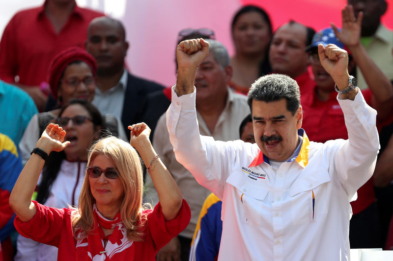 © Reuters. FILE PHOTO: A rally in support of the government of Venezuela's President Nicolas Maduro in Caracas