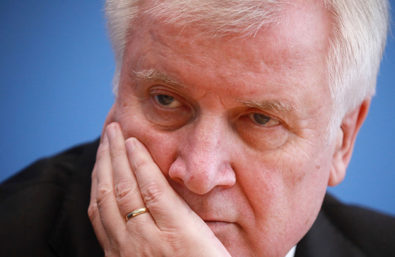 Seehofer - Tatverdächtiger im Fall Lübcke geständig