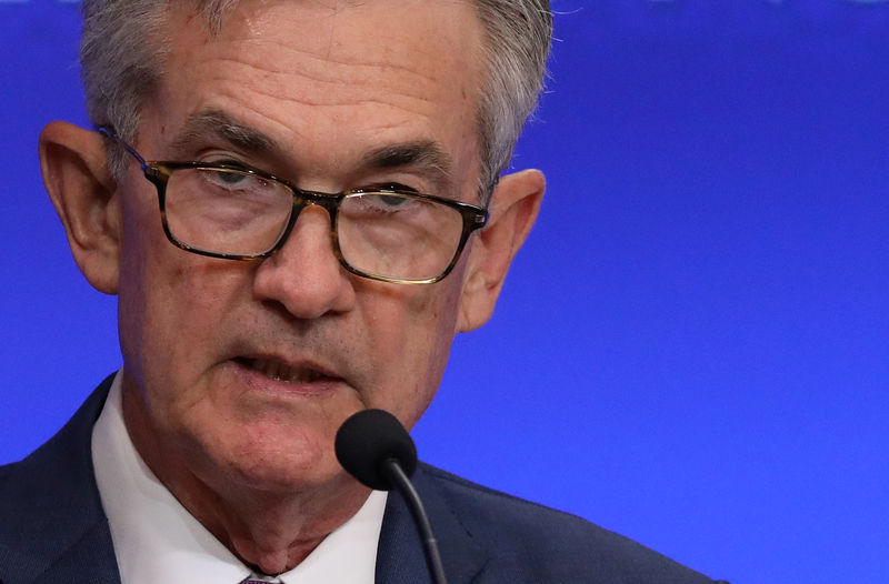 © Reuters. FILE PHOTO: Federal Reserve Chairman Jerome Powell speaks at the Council on Foreign Relations in New York