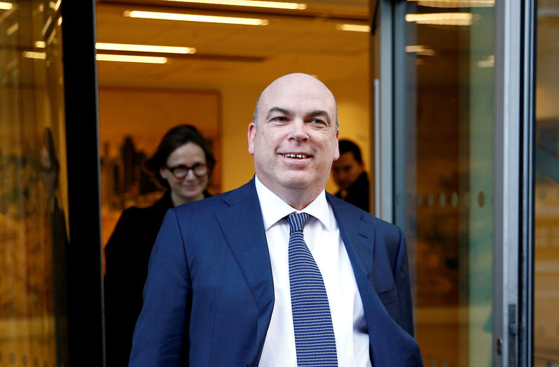 © Reuters. FILE PHOTO: British entrepreneur Mike Lynch leaves the High Court in London