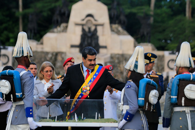 © Reuters. Presidente da Venezuela, Nicolás Maduro, durante cerimônia perto de Valencia