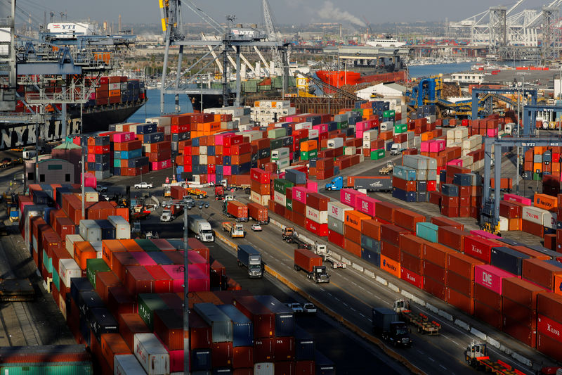 © Reuters. FILE PHOTO: Shipping containers are pictured at Yusen Terminals at the Port of Los Angeles in Los Angeles