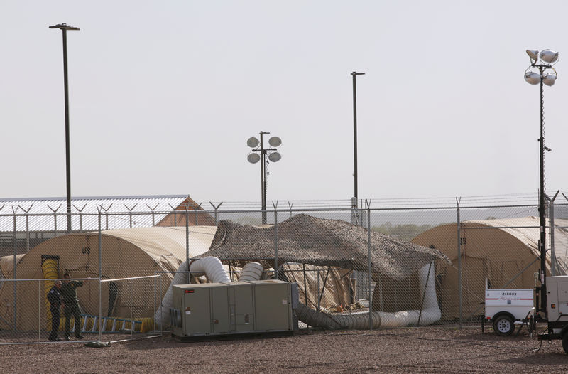 © Reuters. A general view shows the U.S. Customs and Border Protection's Border Patrol station facilities in Clint