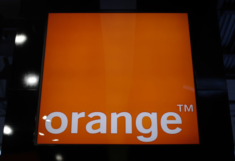 © Reuters. The logo of telecom company Orange is seen at Mobile World Congress in Barcelona