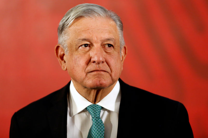 © Reuters. FILE PHOTO: Mexico's President Andres Manuel Lopez Obrador attends a news conference at the National Palace in Mexico City