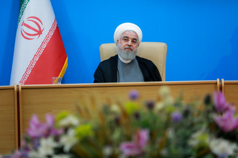 © Reuters. Iranian President Hassan Rouhani is seen during meeting with health ministry top officials in Tehran