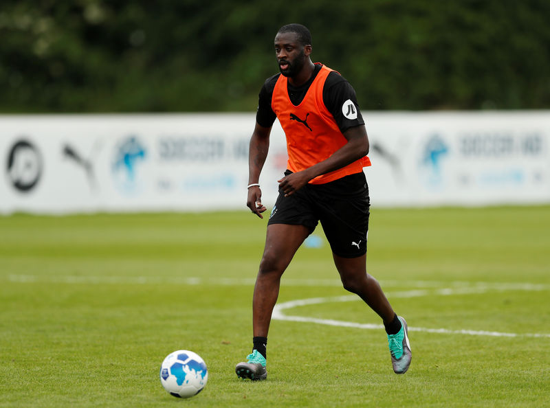 Toure signs for Chinese second tier club Qingdao