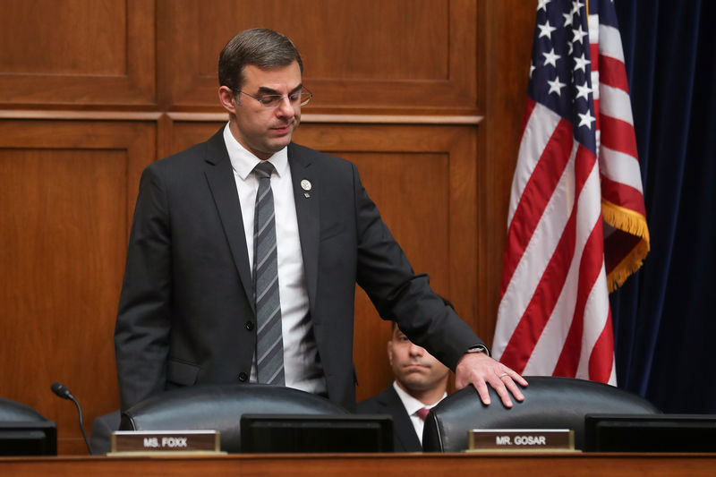 © Reuters. FILE PHOTO: U.S. Representative Amash arrives for a House Oversight Committee Hearing on Capitol Hill in Washington