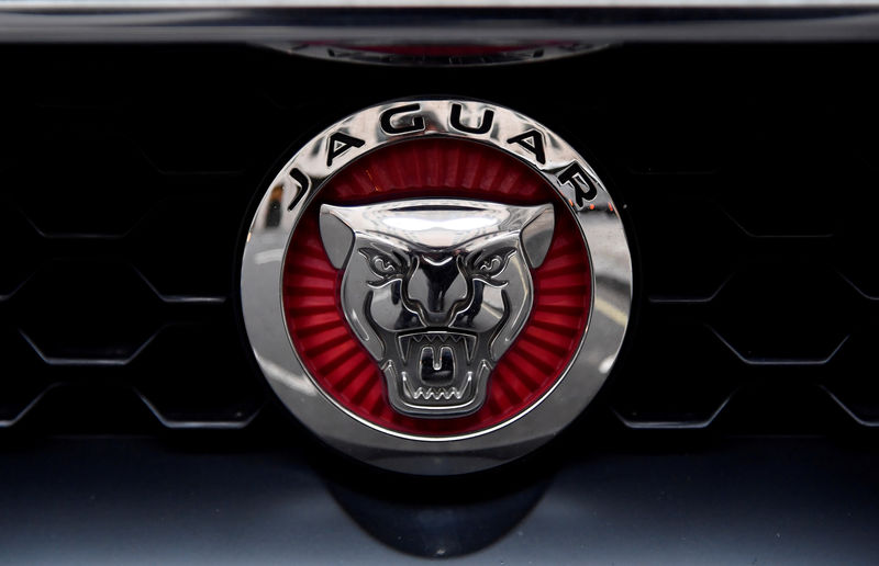 © Reuters. FILE PHOTO: A Jaguar logo is seen on a car in central London, Britain