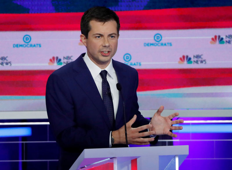 Democrat Buttigieg announces minority-focused small business investment plan