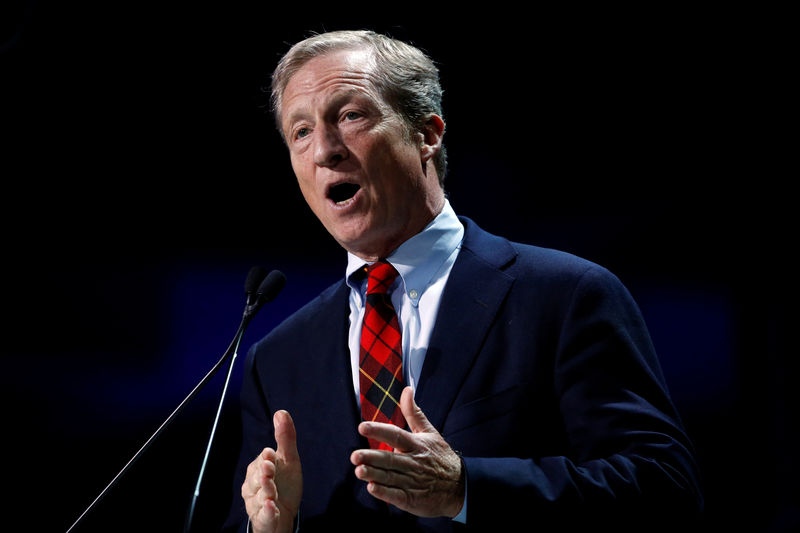 © Reuters. Tom Steyer, founder of NextGen Climate, speaks during the California Democratic Convention in San Francisco, California