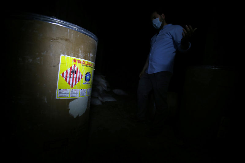 © Reuters. فريق جديد متخصص في الأسلحة الكيماوية يبدأ أول تحقيقاته في سوريا