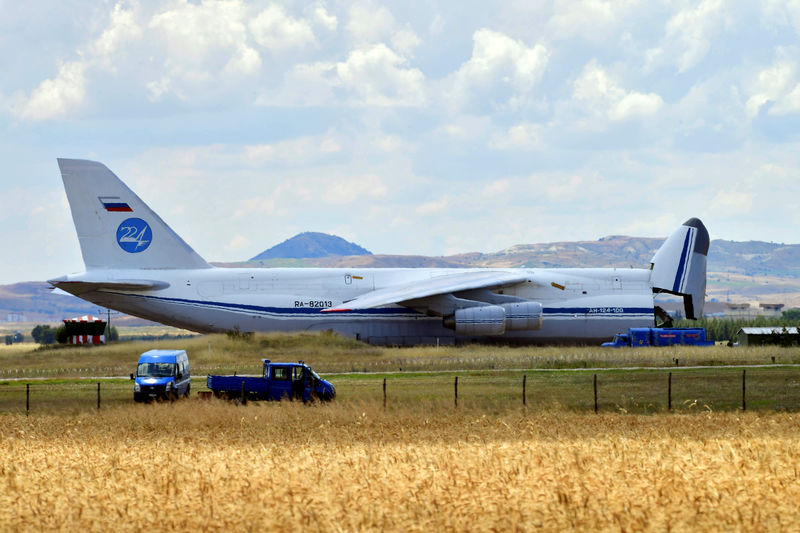 Rusia entrega un sistema de misiles a Turquía en un abierto desafío a la OTAN