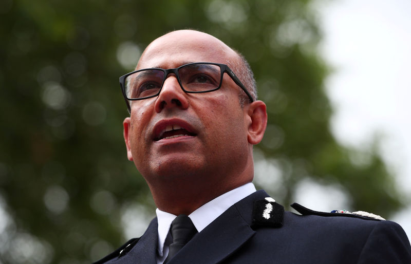 © Reuters. FILE PHOTO: Assistant Commissioner of the Metropolitan Police Neil Basu speaks to the media after a car crashed outside the Houses of Parliament in Westminster, London