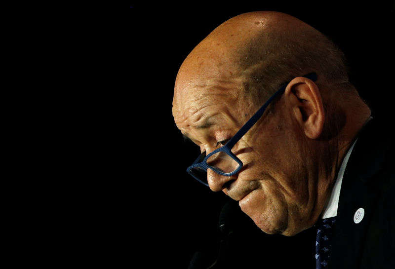 La France craint des &quot;accidents&quot; au Proche-Orient, dit Le Drian