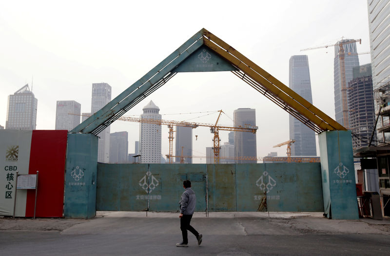 China drafts plan to make it easier to do business
