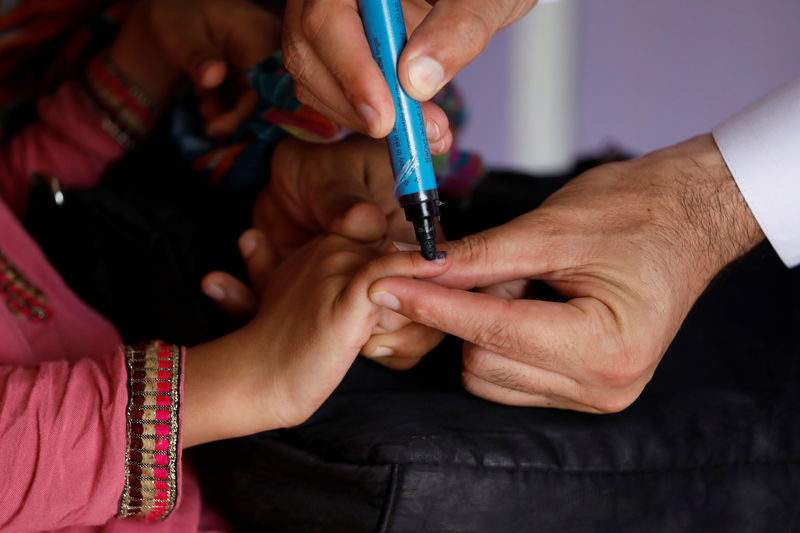 El fraude en las vacunas de la polio pone de relieve las grietas del sistema en Pakistán
