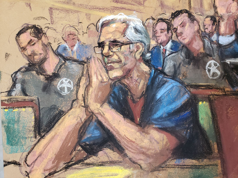 © Reuters. Jeffrey Epstein looks on during a a bail hearing in U.S. financier Jeffrey Epstein's sex trafficking case, in this court sketch in New York