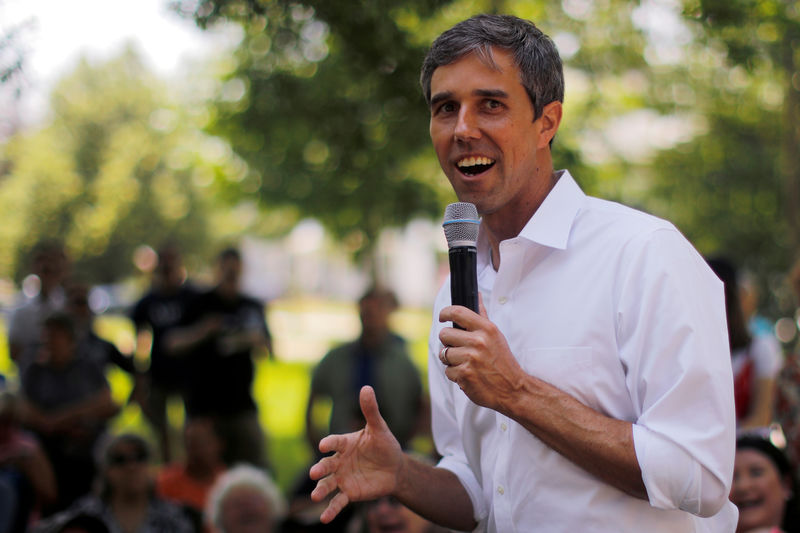 © Reuters. FILE PHOTO: Democratic 2020 U.S. presidential candidate O'Rourke's a campaign stop in Manchester