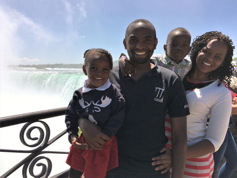 © Reuters. Undated photograph shows Paul Njoroge with his wife Carolyne, alongside children Kelli and Ryan who died in the Ethiopian Airlines flight ET 302 plane crash at an undisclosed location