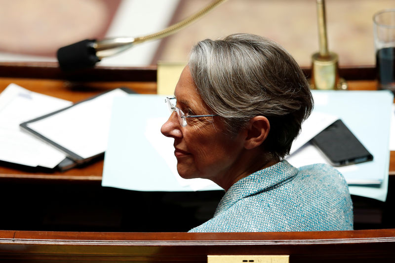 © Reuters. L'OPPOSITION DÉNONCE LE CHOIX DE BORNE POUR L'ÉCOLOGIE