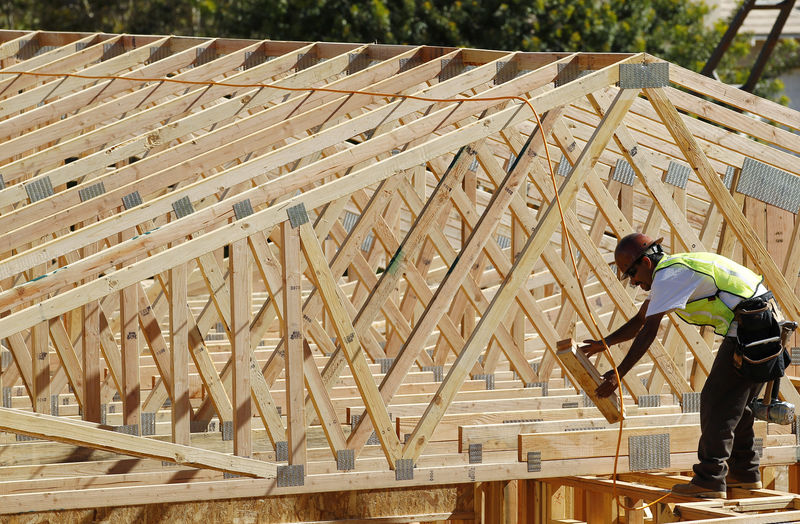 Construção de novas moradias nos EUA cai, licenças vão ao menor nível em 2 anos