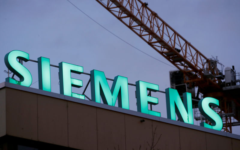 Siemens legt Streit mit der Bahn um neue ICE-4 bei