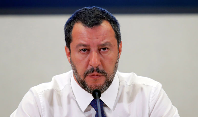 Governo, Salvini a stampa: basta 'no' da 5 Stelle, altrimenti cambia tutto