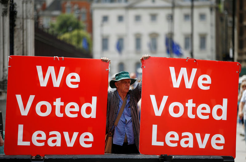 Britisches Parlament verengt Spielraum für Brexit ohne Vertrag